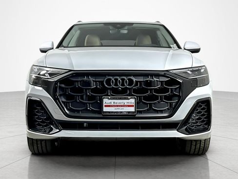 Used 2025 Audi Q8 Premium Plus w/ Premium Plus Package image 8