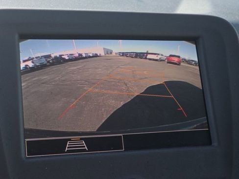 Used 2022 Chevrolet Equinox LT image 3