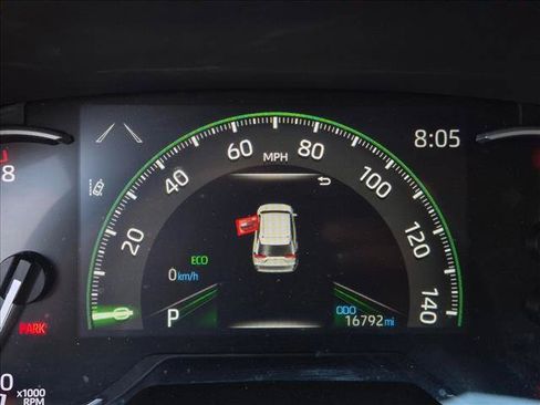Used 2024 Toyota RAV4 LE FWD image 10