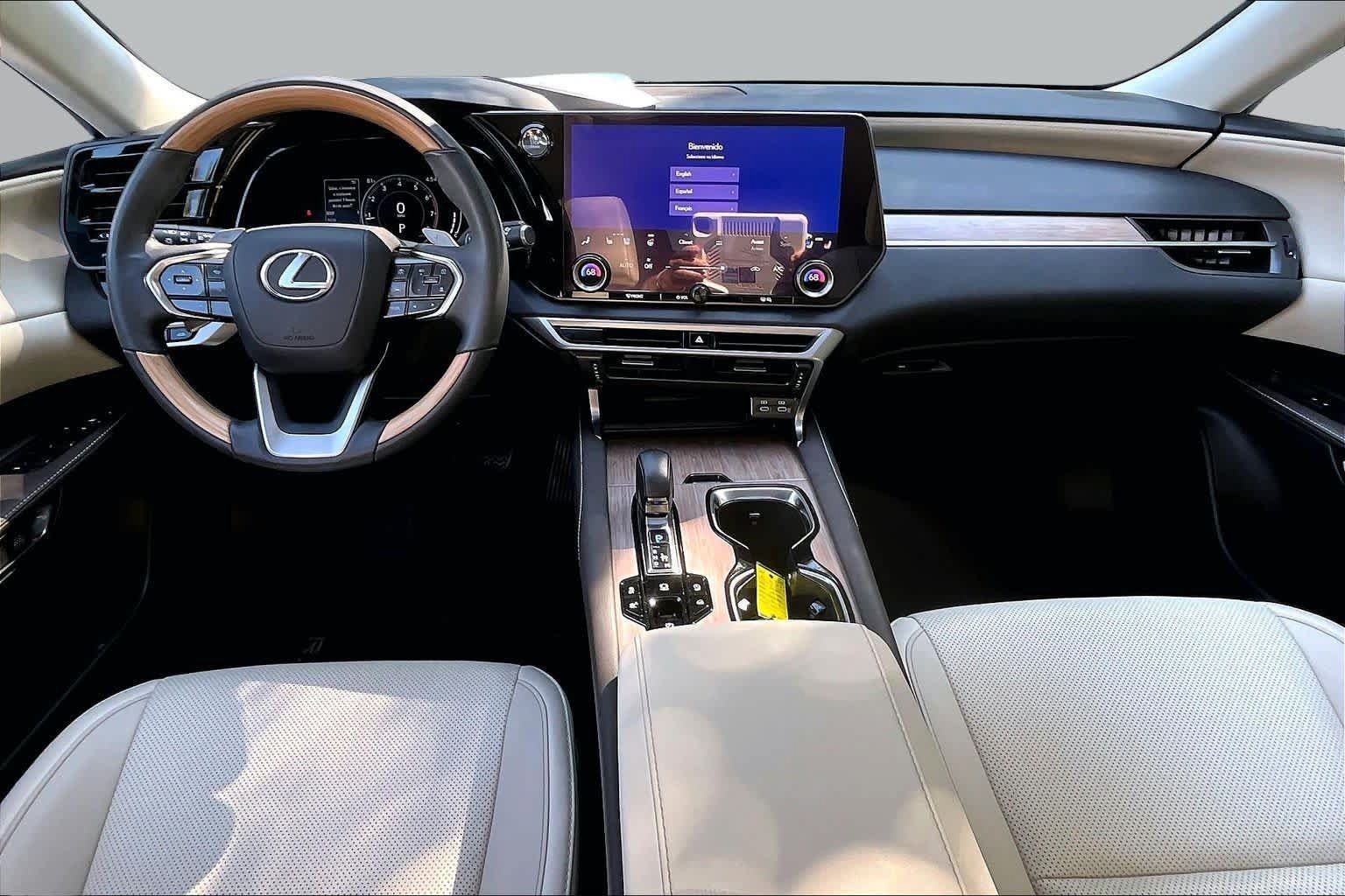 Used 2024 Lexus RX 350 Premium w/ Cold Area Package AWD/4WD image 16