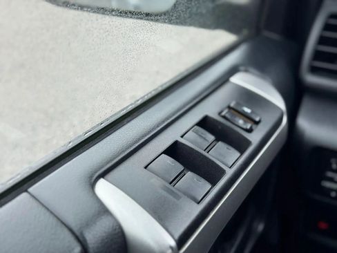 Used 2010 Toyota 4Runner Limited AWD/4WD image 26
