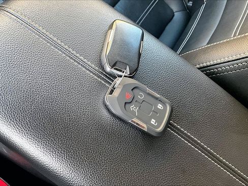 Used 2022 GMC Terrain Denali w/ Denali Premium Package AWD/4WD image 35