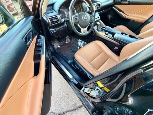 Used 2014 Lexus IS 250 AWD w/ Navigation Package image 9