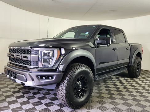Used 2022 Ford F150 Raptor w/ Raptor 37 Performance Package AWD/4WD image 3