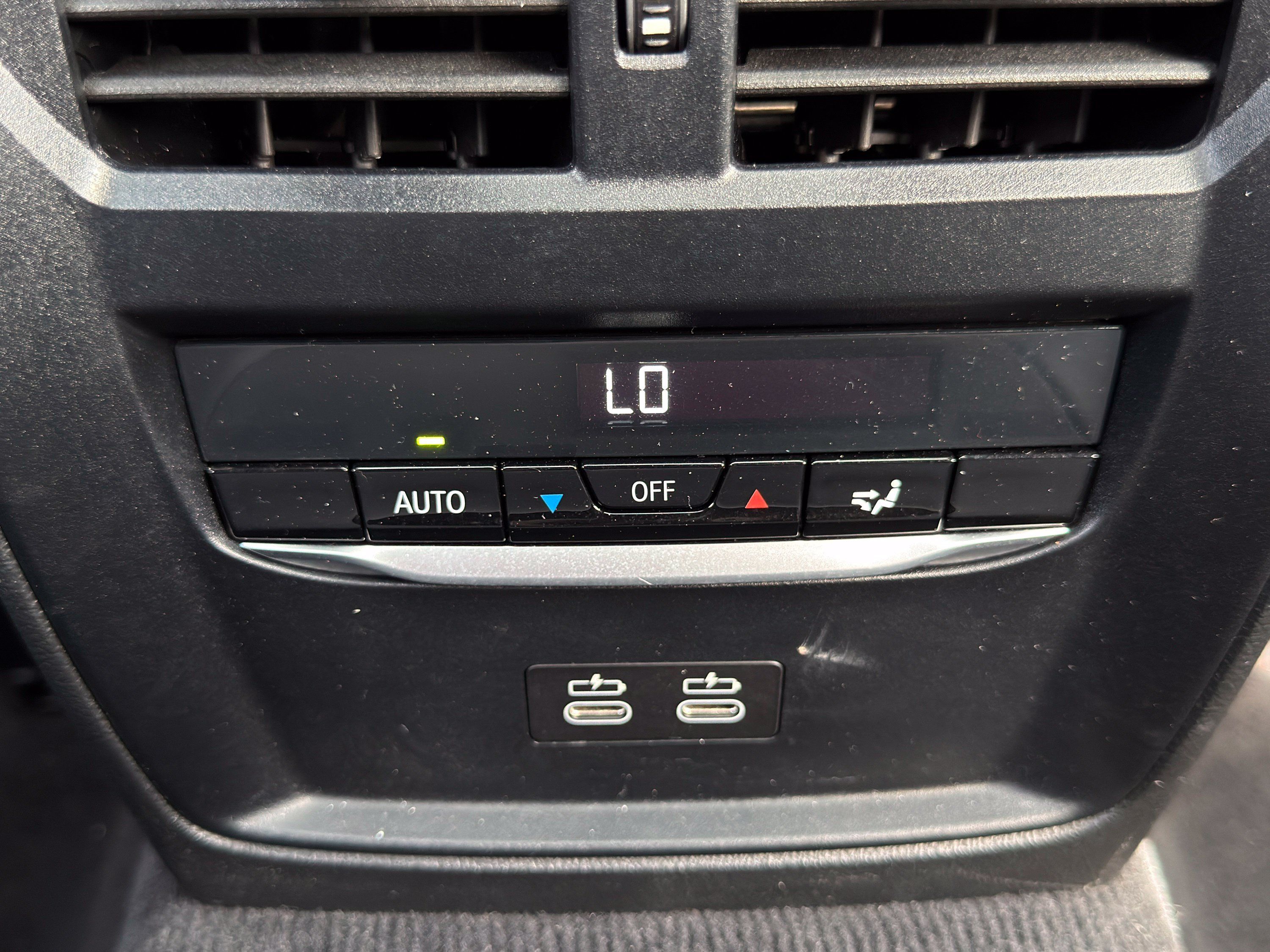 Used 2025 BMW M3 Competition AWD/4WD image 25