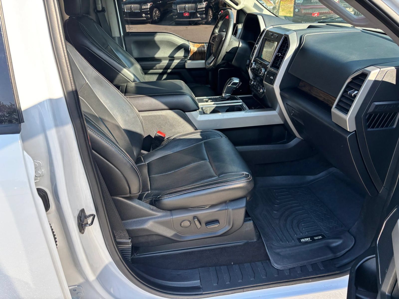 Used 2019 Ford F150 Lariat AWD/4WD image 16