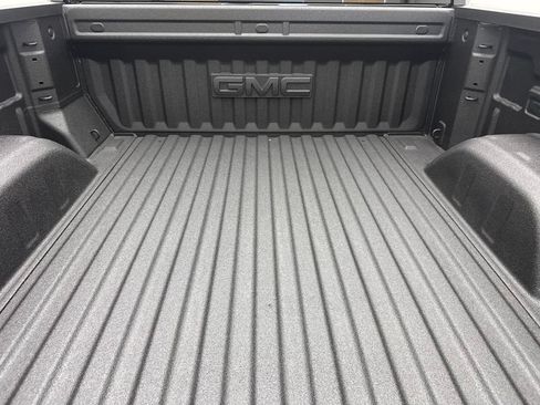 New 2026 GMC Sierra 1500 SLT w/ SLT Premium Plus Package AWD/4WD image 6