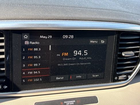 Used 2021 Kia Sportage EX AWD/4WD image 13