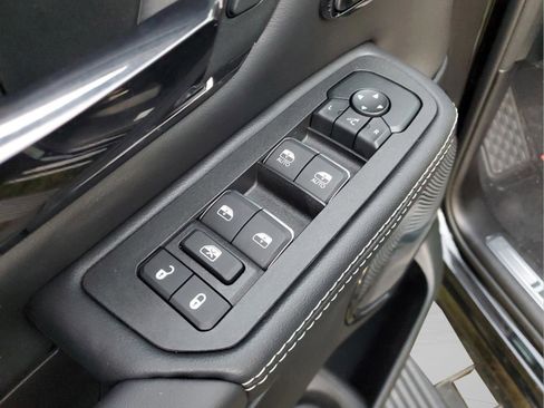 New 2026 RAM 1500 Limited AWD/4WD image 9