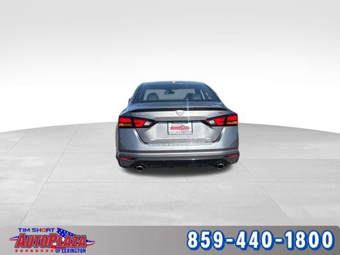Used 2023 Nissan Altima 2.5 SR image 10