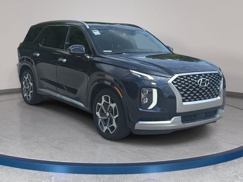 Used 2021 Hyundai Palisade Calligraphy w/ Cargo Package FWD image 3