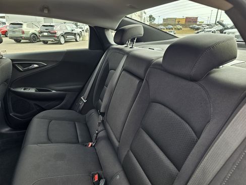 Used 2024 Chevrolet Malibu LT image 30