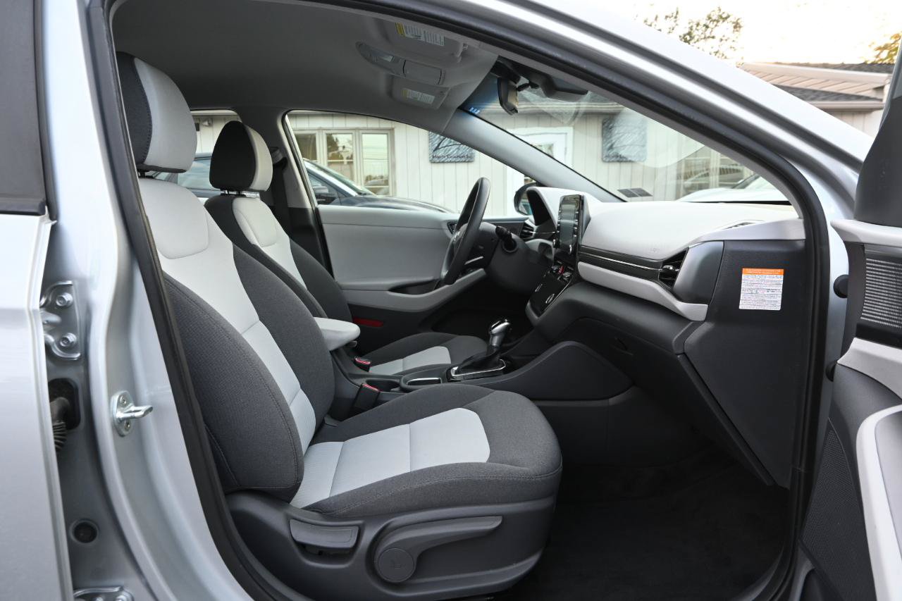 Used 2020 Hyundai Ioniq Blue FWD image 30