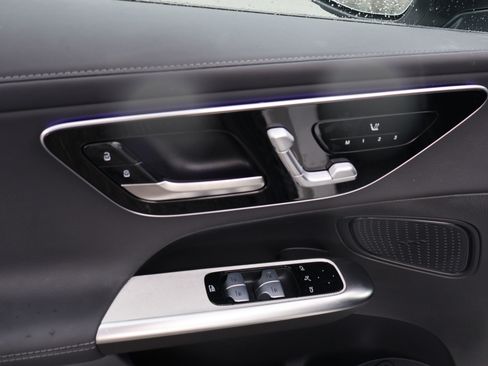 Certified 2025 Mercedes-Benz GLC 300 4MATIC image 13