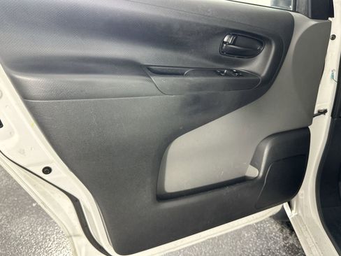 Used 2020 Nissan NV200 SV image 28
