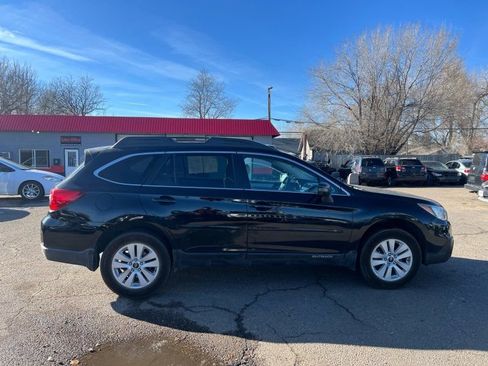Used 2015 Subaru Outback 2.5i Premium image 5