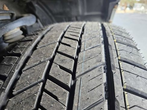 Used 2016 Lexus GX 460 w/ Premium Package image 57