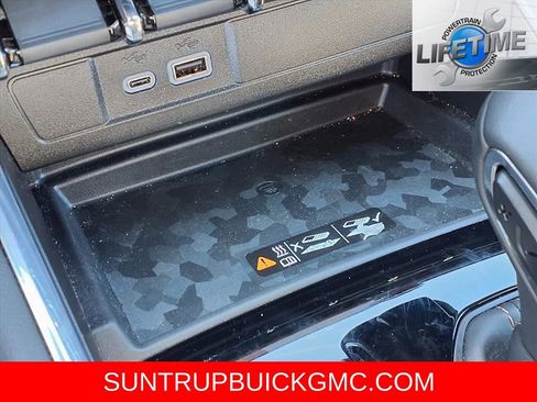 Used 2026 GMC Canyon AT4 w/ AT4 Premium Package image 17