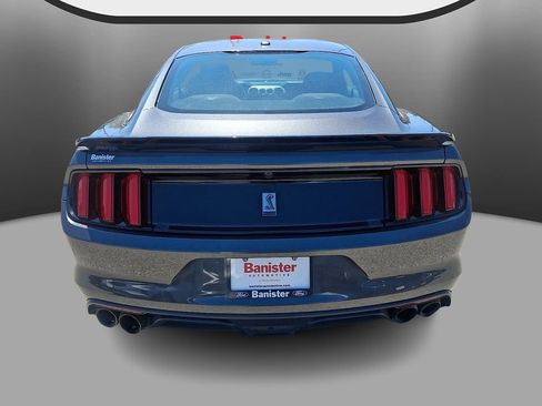 Used 2017 Ford Mustang Shelby GT350 w/ Electronics Package RWD image 5