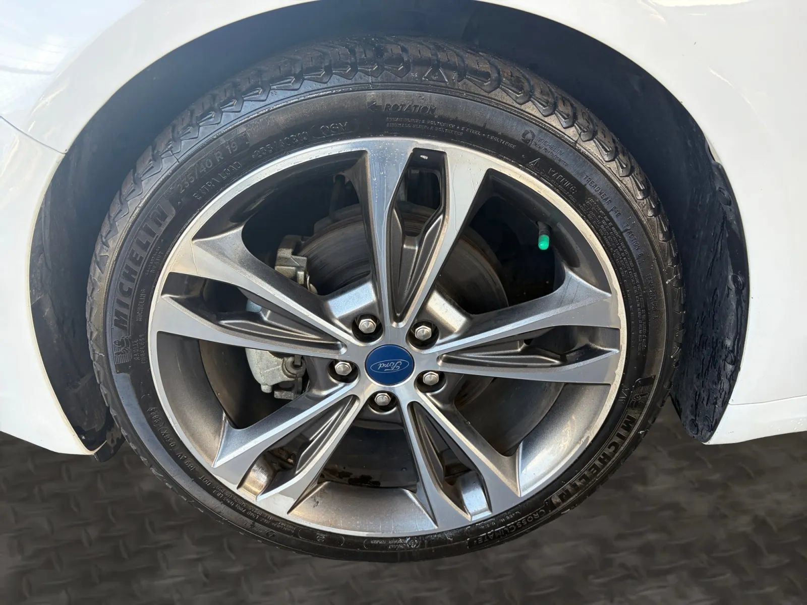 Used 2020 Ford Fusion Titanium AWD/4WD image 37