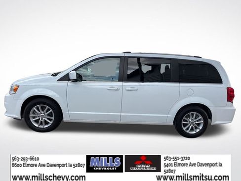Used 2019 Dodge Grand Caravan SXT w/ Driver Convenience Group FWD image 8
