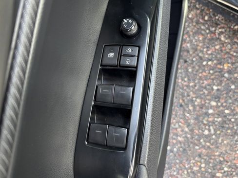 Certified 2025 Toyota Camry SE image 17