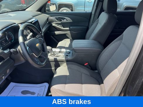 Used 2023 Chevrolet Traverse LT AWD/4WD image 10
