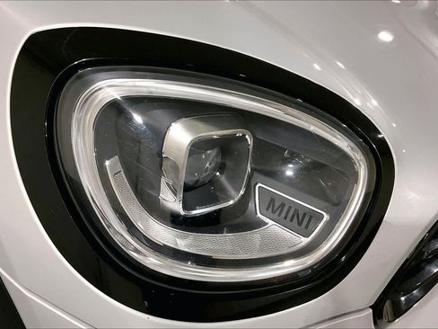 Used 2022 MINI Cooper Countryman ALL4 w/ Premium Package AWD/4WD image 26