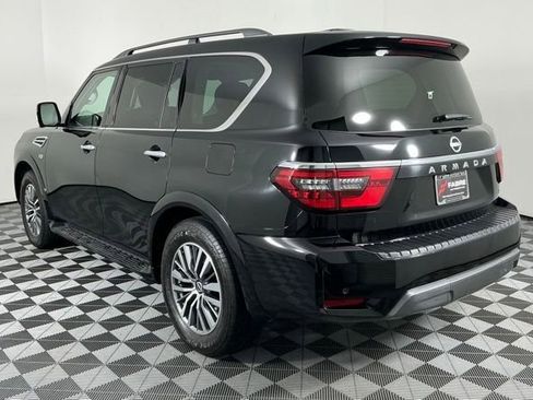Used 2021 Nissan Armada SL w/ Captain's Chairs Package AWD/4WD image 5