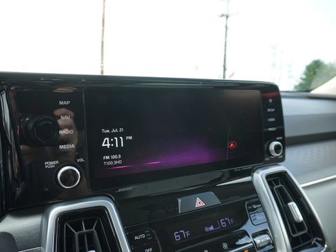 Used 2023 Kia Sorento SX Prestige AWD/4WD image 16