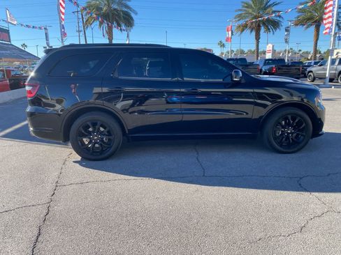 Used 2019 Dodge Durango R/T w/ Technology Group image 4