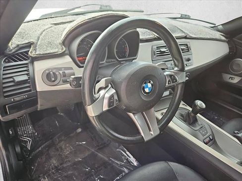 Used 2004 BMW Z4 3.0i RWD image 10
