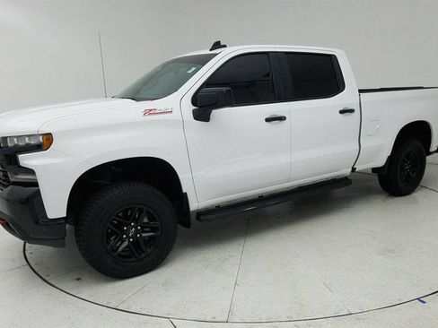 Certified 2021 Chevrolet Silverado 1500 LT Trail Boss w/ Convenience Package II AWD/4WD image 3