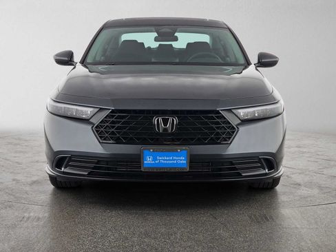 Used 2023 Honda Accord EX image 8