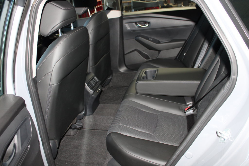 Used 2024 Honda Accord EX-L image 10