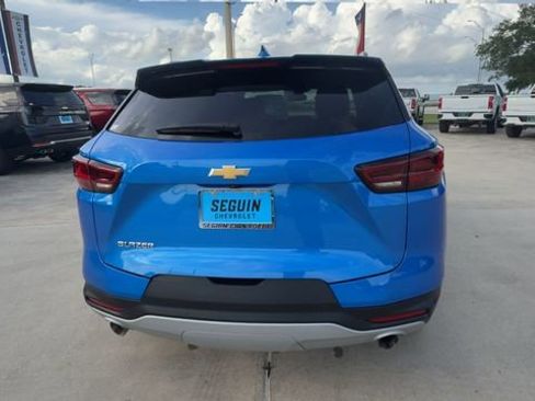 Used 2024 Chevrolet Blazer LT w/ Convenience Package FWD image 7