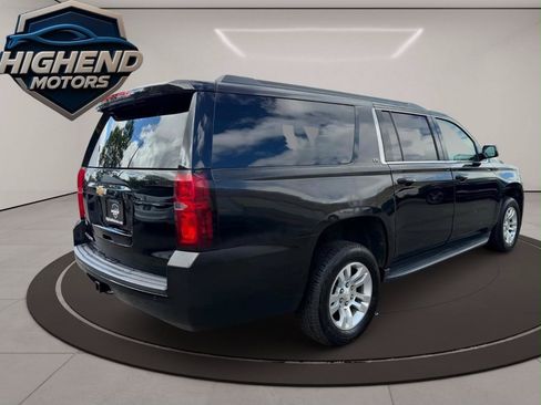 Used 2016 Chevrolet Suburban LS RWD image 6