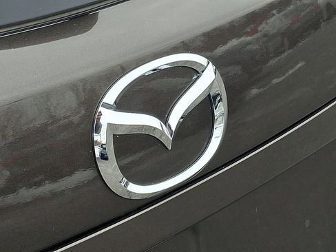 Used 2017 MAZDA MAZDA3 Grand Touring w/ Premium Equipment Package image 30