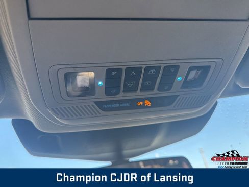 Used 2023 Ford Explorer XLT w/ Equipment Group 202A image 40