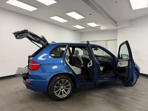 Used 2011 BMW X5 M AWD/4WD image 30