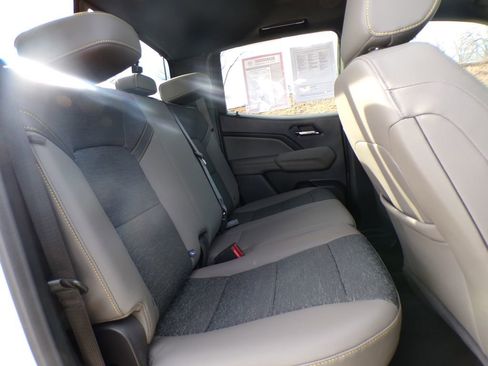 Used 2024 Chevrolet Colorado ZR2 w/ Technology Package image 20