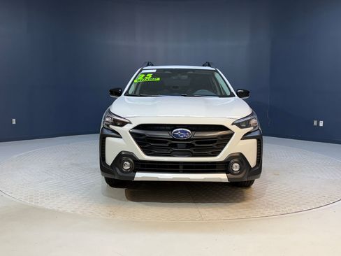 Used 2025 Subaru Outback Limited w/ Popular Package #2 AWD/4WD image 6