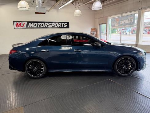 Used 2022 Mercedes-Benz CLA 35 AMG 4MATIC image 9