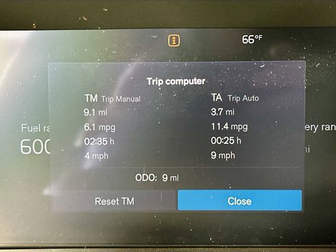 New 2025 Volvo XC90 T8 Ultra w/ Protection Package Premier image 12