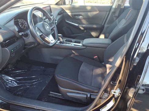 Certified 2022 Nissan Sentra SR w/ Electronics Package image 19