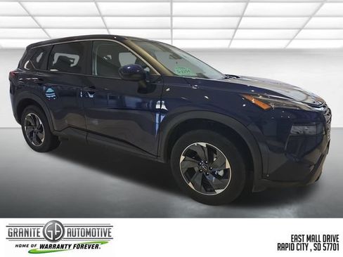 Used 2026 Nissan Rogue SV AWD/4WD image 8