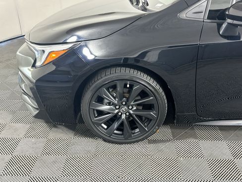 Used 2023 Toyota Corolla SE FWD image 11