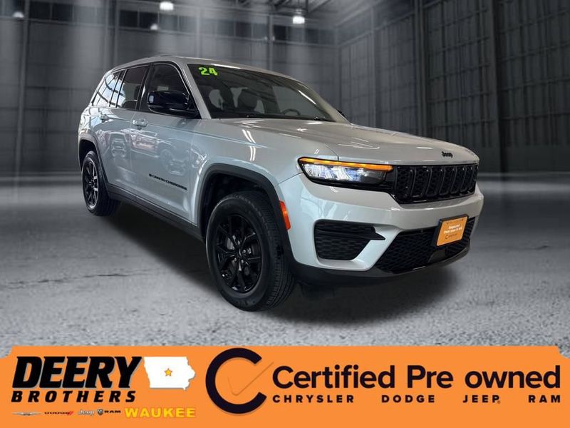 Certified 2024 Jeep Grand Cherokee Altitude image 1