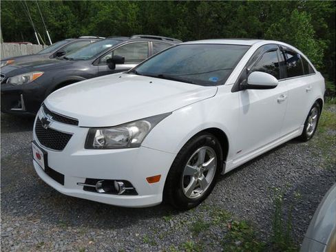 Used 2014 Chevrolet Cruze LT w/ All-Star Edition FWD image 1