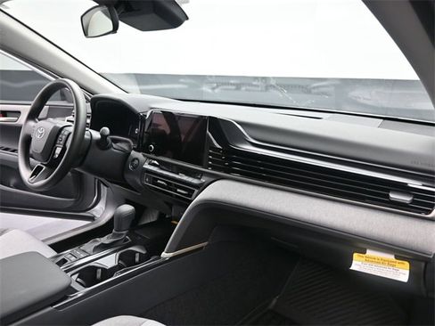 New 2026 Toyota Camry LE image 27